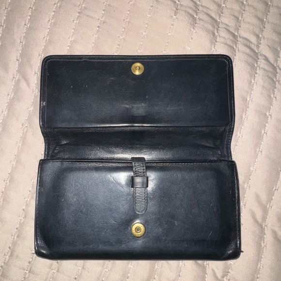 Coach Wallet - Picture 2 of 6